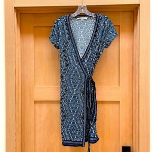 Max Studio Wrap dress, blue print, excellent condition